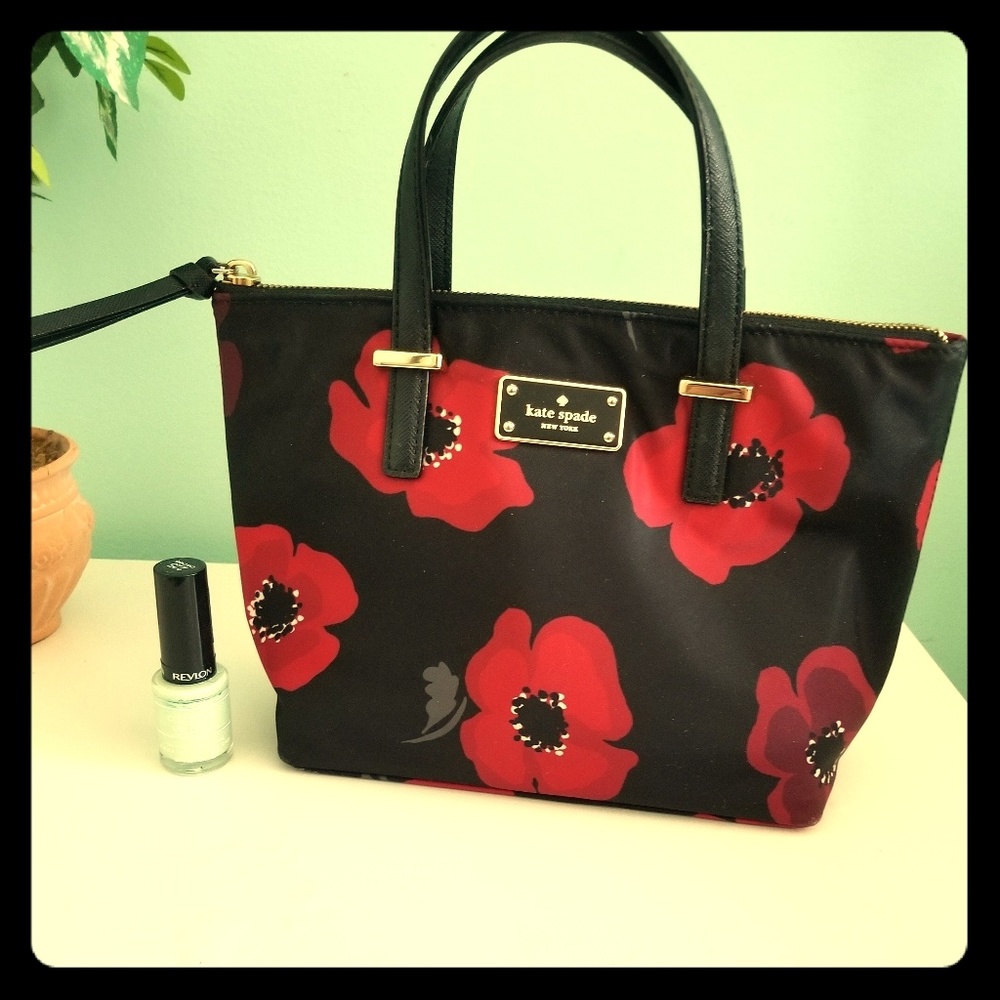 SMALL Kate Spade purse